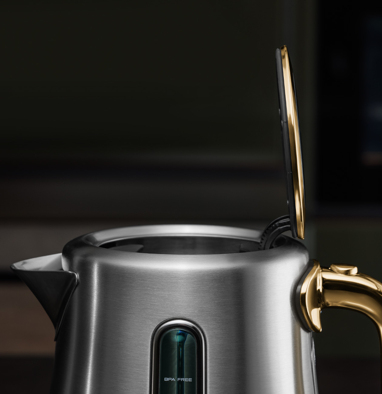 Чайник K704 BORK Gold